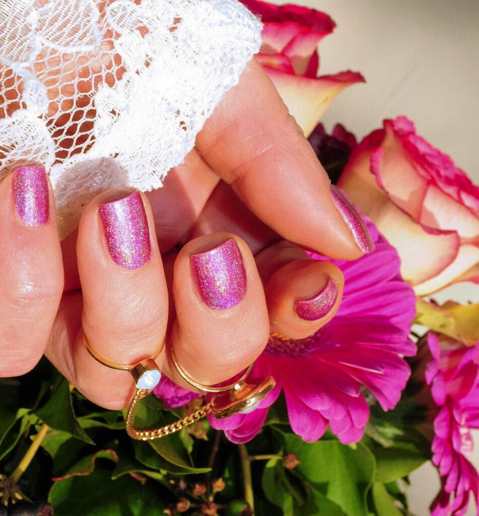 nail-polish-2171194_1920